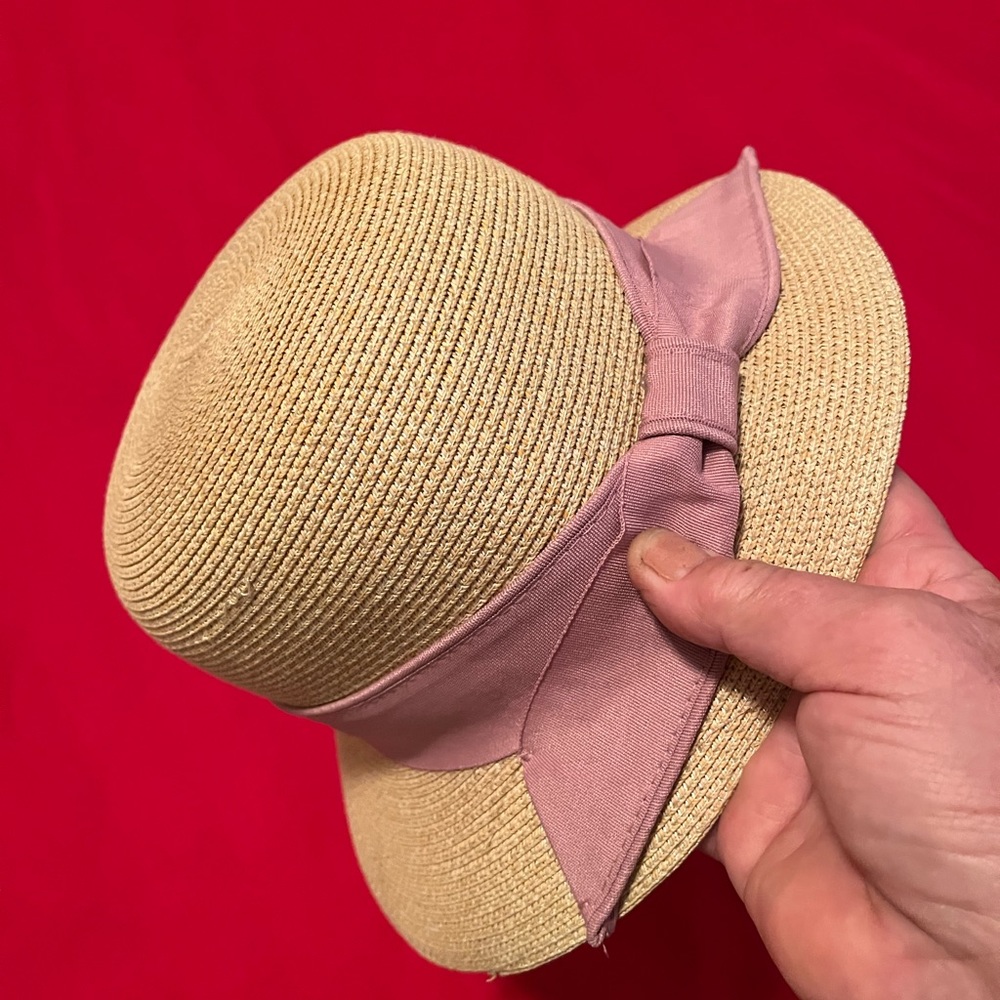 Women's Toucan Collection
Toyo Straw Foldable Sun Hat